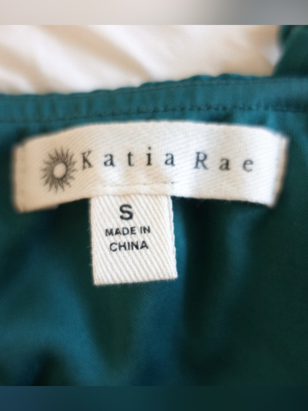 Emerald Ruched Midi Dress - Picture 5 of 5